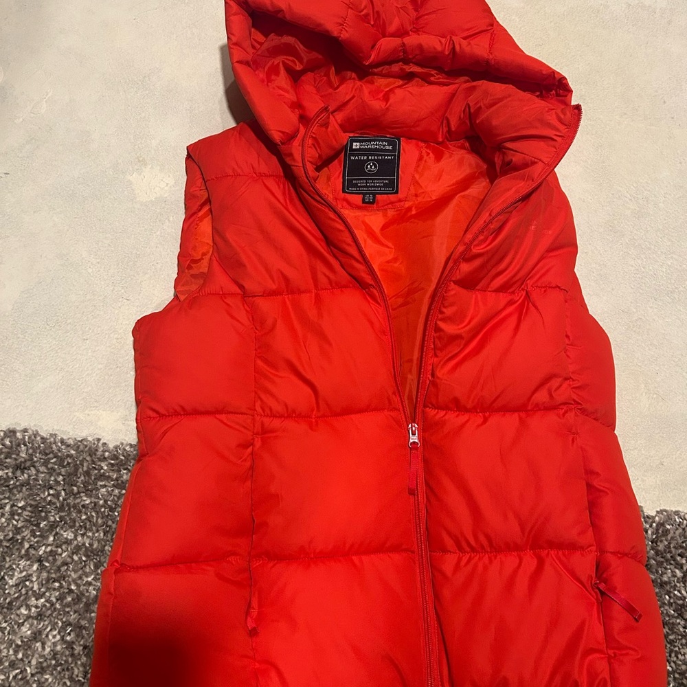 Mountain Warehouse - Water Resistant Bright Red Puffer Vest with Hood